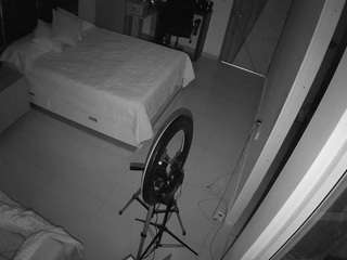voyeurcam-casa-salsa-bedroom-11 camsoda