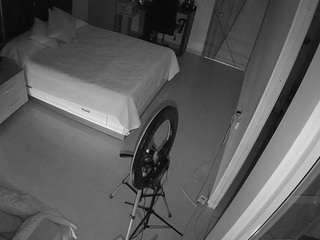 voyeurcam-casa-salsa-bedroom-11 camsoda