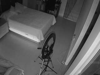 voyeurcam-casa-salsa-bedroom-11 camsoda