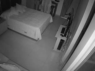 voyeurcam-casa-salsa-bedroom-11