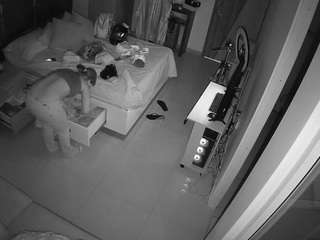 voyeurcam-casa-salsa-bedroom-11