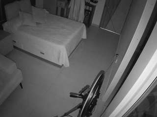 voyeurcam-casa-salsa-bedroom-11