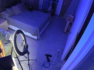 voyeurcam-casa-salsa-bedroom-11