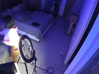 voyeurcam-casa-salsa-bedroom-11