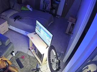 voyeurcam-casa-salsa-bedroom-11