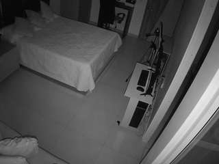 voyeurcam-casa-salsa-bedroom-11