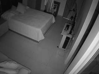 voyeurcam-casa-salsa-bedroom-11