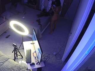 voyeurcam-casa-salsa-bedroom-11