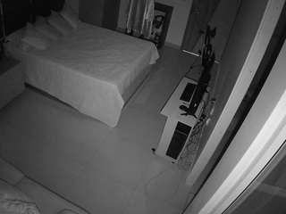 voyeurcam-casa-salsa-bedroom-11