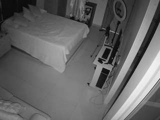 voyeurcam-casa-salsa-bedroom-11