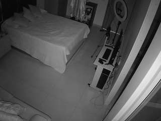 voyeurcam-casa-salsa-bedroom-11