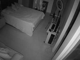 voyeurcam-casa-salsa-bedroom-11