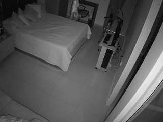 voyeurcam-casa-salsa-bedroom-11