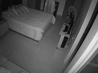 voyeurcam-casa-salsa-bedroom-11