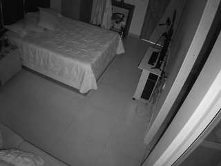 voyeurcam-casa-salsa-bedroom-11