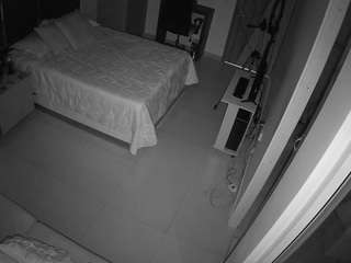 voyeurcam-casa-salsa-bedroom-11