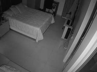 voyeurcam-casa-salsa-bedroom-11