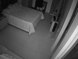 voyeurcam-casa-salsa-bedroom-11