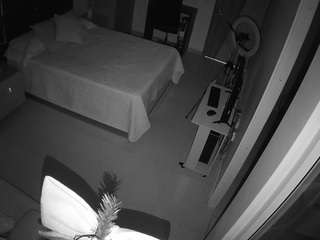 voyeurcam-casa-salsa-bedroom-11