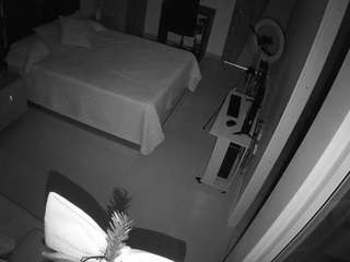 voyeurcam-casa-salsa-bedroom-11