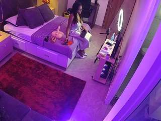 voyeurcam-casa-salsa-bedroom-11