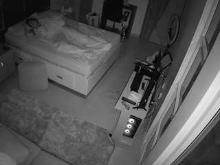 voyeurcam-casa-salsa-bedroom-11