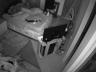 voyeurcam-casa-salsa-bedroom-11