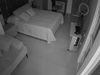 voyeurcam-casa-salsa-bedroom-11