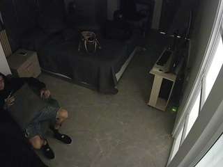 voyeurcam-casa-salsa-bedroom-11