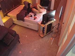 voyeurcam-casa-salsa-bedroom-11