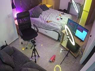 voyeurcam-casa-salsa-bedroom-11
