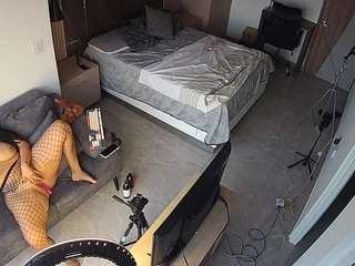 voyeurcam-casa-salsa-bedroom-11