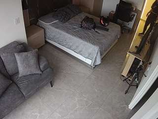 voyeurcam-casa-salsa-bedroom-11