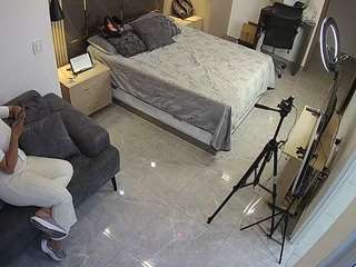 voyeurcam-casa-salsa-bedroom-11