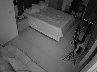 voyeurcam-casa-salsa-bedroom-11