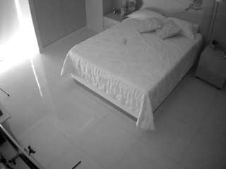 voyeurcam-casa-salsa-bedroom-12