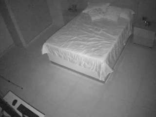 voyeurcam-casa-salsa-bedroom-12