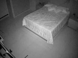 voyeurcam-casa-salsa-bedroom-12