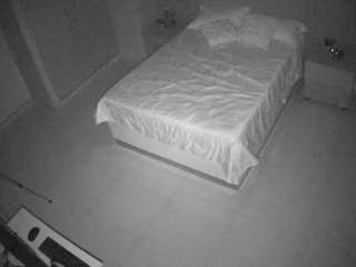 voyeurcam-casa-salsa-bedroom-12