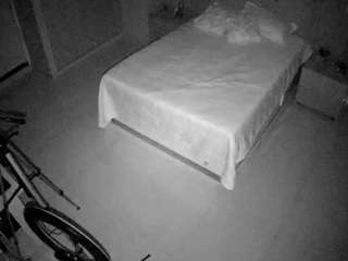 voyeurcam-casa-salsa-bedroom-12