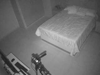 voyeurcam-casa-salsa-bedroom-12