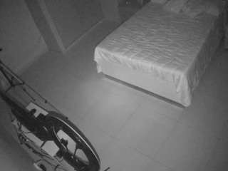 voyeurcam-casa-salsa-bedroom-12