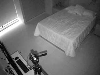 voyeurcam-casa-salsa-bedroom-12