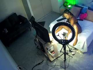 voyeurcam-casa-salsa-bedroom-12