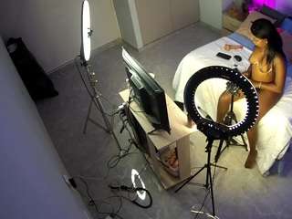 voyeurcam-casa-salsa-bedroom-12