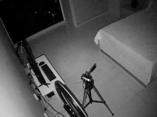 voyeurcam-casa-salsa-bedroom-12