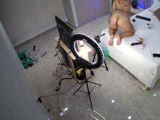 voyeurcam-casa-s... Live Webcam on CamSoda