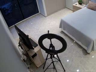 voyeurcam-casa-salsa-bedroom-12