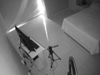 voyeurcam-casa-salsa-bedroom-12