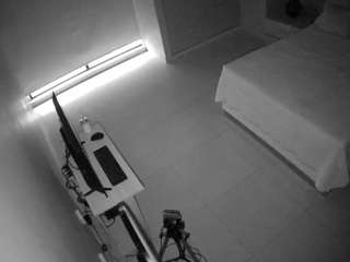 voyeurcam-casa-salsa-bedroom-12